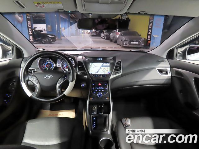Hyundai Avante 1.6 GDi Modern Standard 2014 — фото 7