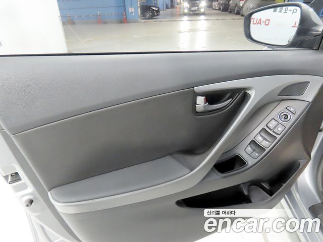 Hyundai Avante 1.6 GDi Modern Standard 2014 — фото 17