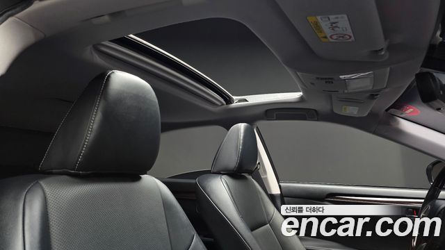 Lexus ES300h Supreme XV60 2018 — фото 20