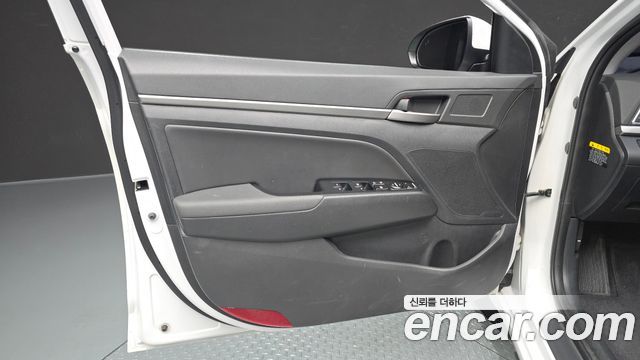 Hyundai Avante (AD) 1.6 GDI Modern special 2016 — фото 24