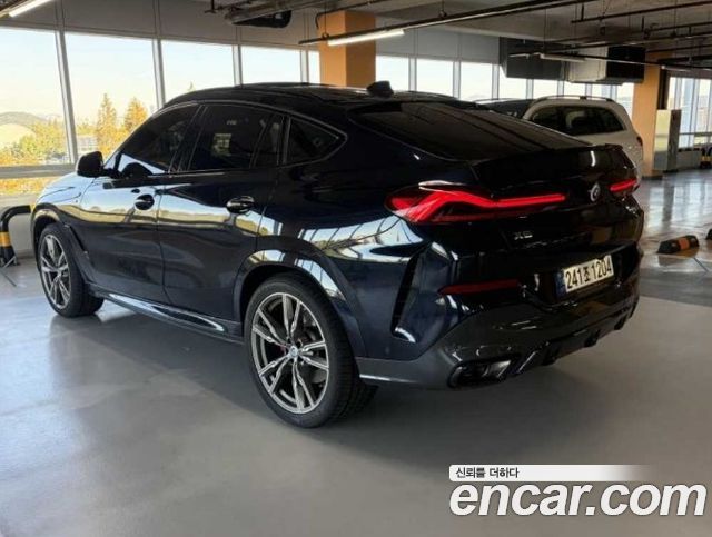 BMW X6 (G06) M50i 2023 — фото 4