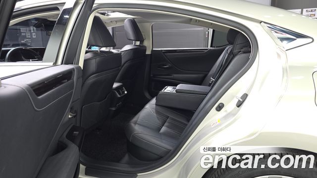 Lexus ES300h (VII) Luxury Plus 2019 — фото 15