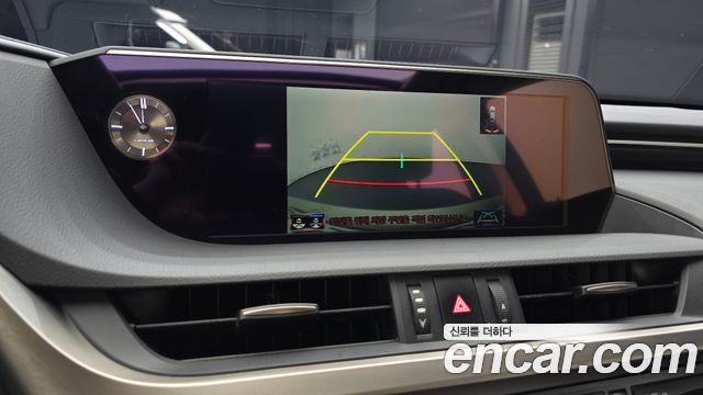 Lexus ES300h (VII) Luxury Plus 2019 — фото 19