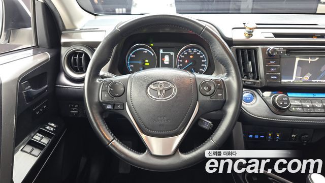 Toyota RAV4 2.5 4WD Hybrid 4th 2018 — фото 14