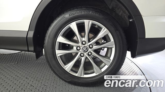 Toyota RAV4 2.5 4WD Hybrid 4th 2018 — фото 21