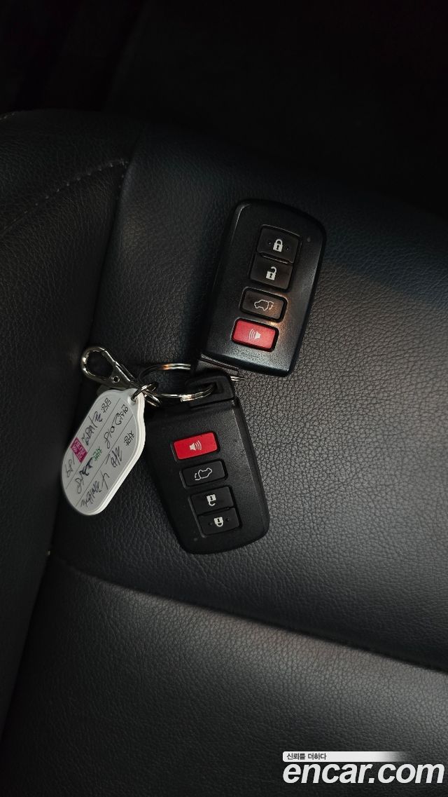 Toyota RAV4 2.5 4WD Hybrid 4th 2018 — фото 29