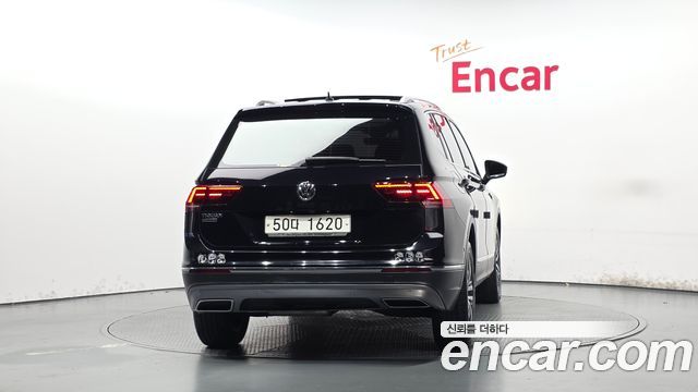Volkswagen Tiguan Allspace 2.0 TDI Prestige 2018 — фото 4