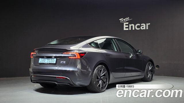 Tesla Model 3 Performance AWD 2026 — фото 2