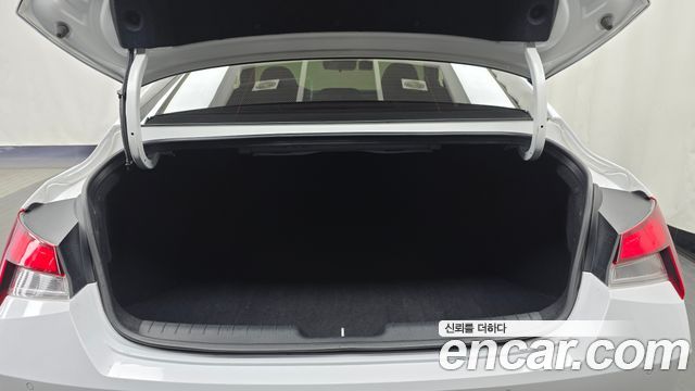 Hyundai Avante Hybrid (CN7) Modern 2023 — фото 16