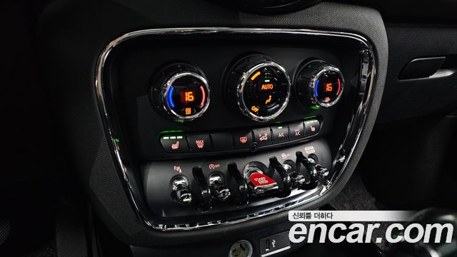 MINI Cooper Clubman High 2nd 2020 — фото 17