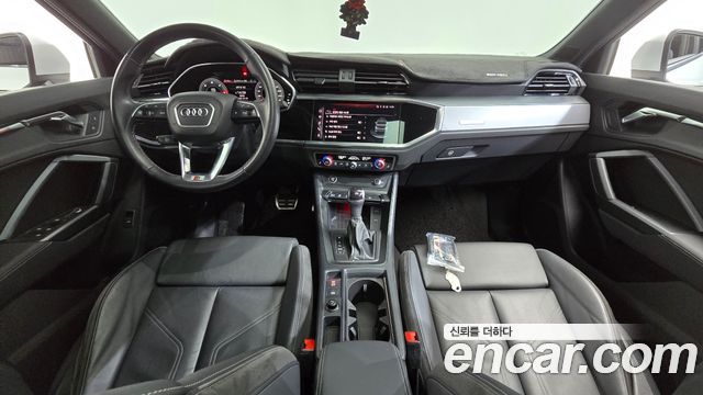 Audi Q3 (F3) 35 TDI Premium Sportback 2022 — фото 7