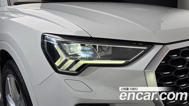 Audi Q3 (F3) 35 TDI Premium Sportback 2022 — фото 22