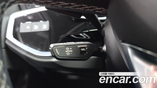 Audi Q3 (F3) 35 TDI Premium Sportback 2022 — фото 27
