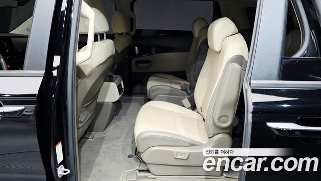 Kia Carnival (IV) Diesel 9-Seater Prestige 2022 — фото 15