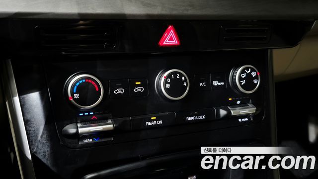 Kia Carnival (IV) Diesel 9-Seater Prestige 2022 — фото 22