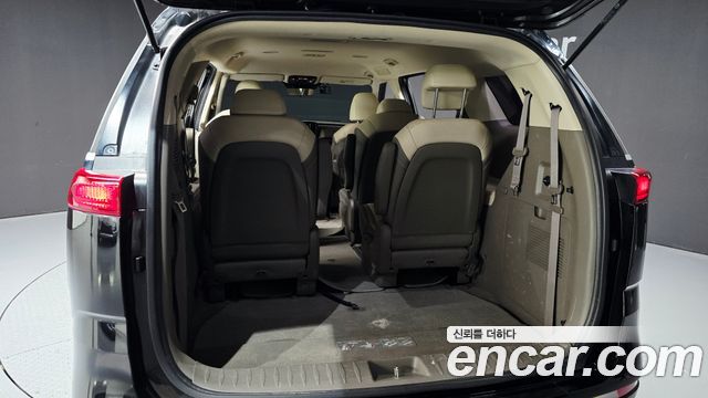 Kia Carnival (IV) Diesel 9-Seater Prestige 2022 — фото 24