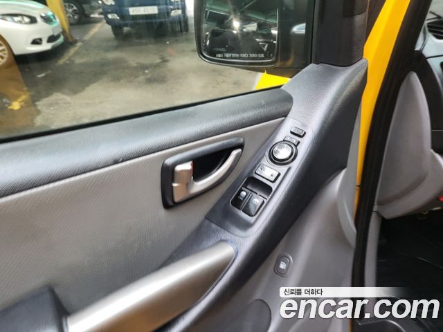 Hyundai Grand Starex Guard car of children 2014 — фото 19