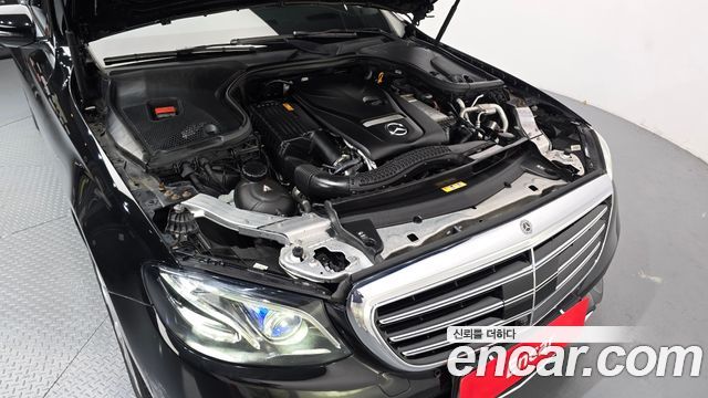 Mercedes-Benz E-Class (W213) E300 4MATIC Exclusive 2020 — фото 6