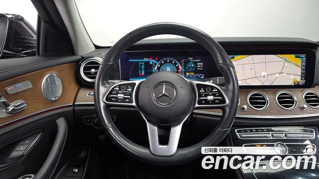 Mercedes-Benz E-Class (W213) E300 4MATIC Exclusive 2020 — фото 12