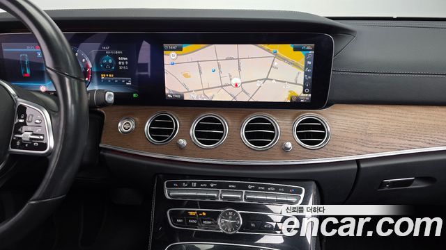 Mercedes-Benz E-Class (W213) E300 4MATIC Exclusive 2020 — фото 13