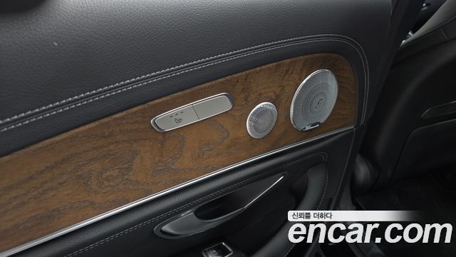 Mercedes-Benz E-Class (W213) E300 4MATIC Exclusive 2020 — фото 18