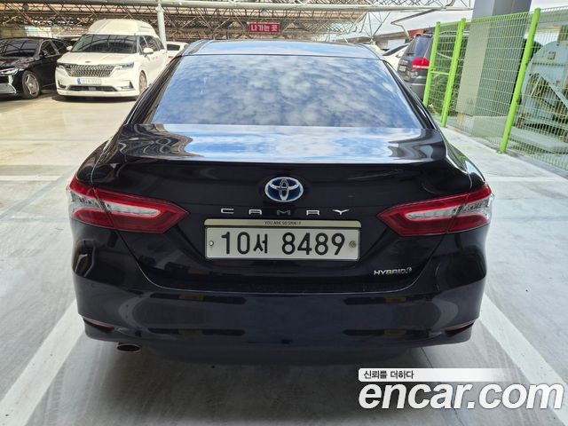Toyota Camry (XV70) 2.5 XLE Hybrid 2019 — фото 5
