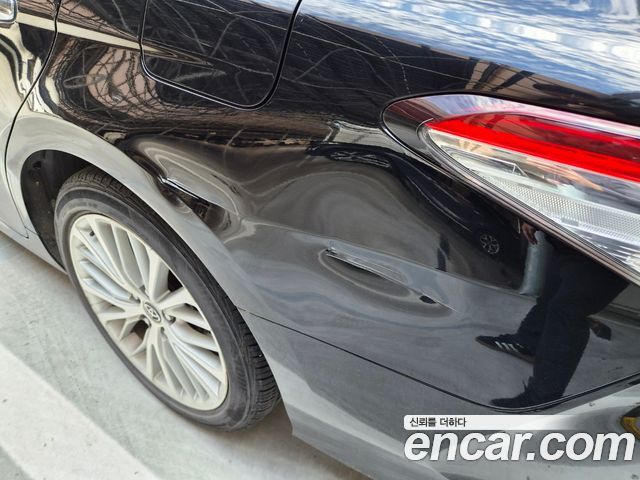 Toyota Camry (XV70) 2.5 XLE Hybrid 2019 — фото 7