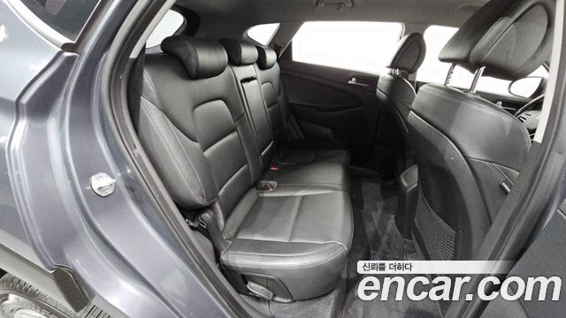 Hyundai Tucson Diesel 1.7 2WD Style 2016 — фото 11