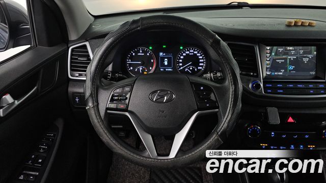 Hyundai Tucson Diesel 1.7 2WD Style 2016 — фото 13