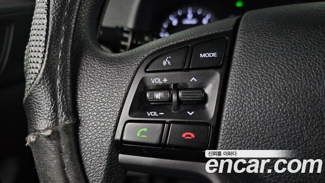 Hyundai Tucson Diesel 1.7 2WD Style 2016 — фото 17