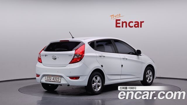 Hyundai Accent (New) WIT 1.4 VVT Premier 2012 — фото 2