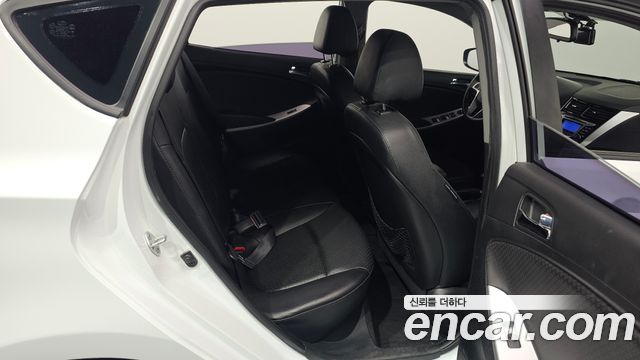 Hyundai Accent (New) WIT 1.4 VVT Premier 2012 — фото 11