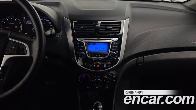 Hyundai Accent (New) WIT 1.4 VVT Premier 2012 — фото 14