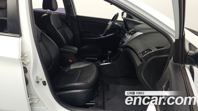 Hyundai Accent (New) WIT 1.4 VVT Premier 2012 — фото 26