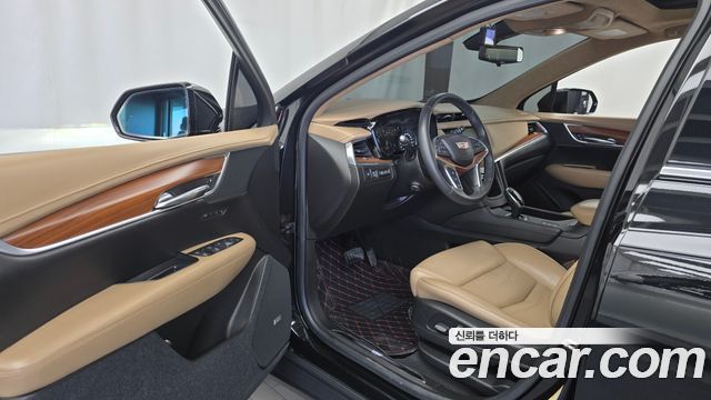 Cadillac XT5 3.6 Platinum 2018 — фото 10