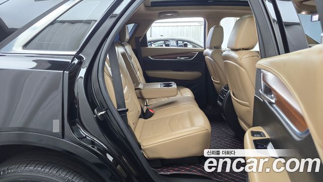 Cadillac XT5 3.6 Platinum 2018 — фото 11