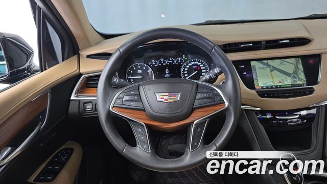 Cadillac XT5 3.6 Platinum 2018 — фото 13