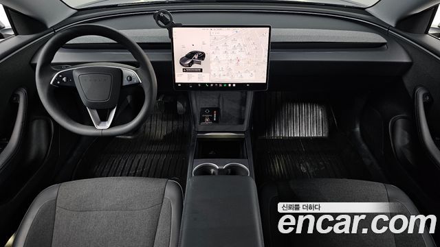 Tesla Model 3 Standard RWD 2026 — фото 7