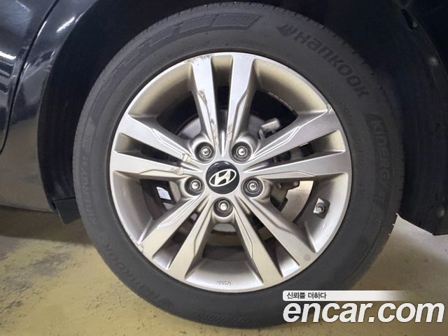 Hyundai Avante (AD) 1.6 GDI Modern 2017 — фото 23