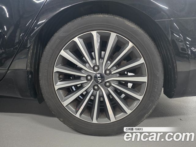 Kia K7 3.0 LPI Prestige (Rental Car) 2018 — фото 23