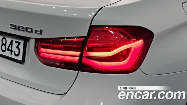 BMW 3 Series (F30) 320d M Sport Shadow 2018 — фото 23