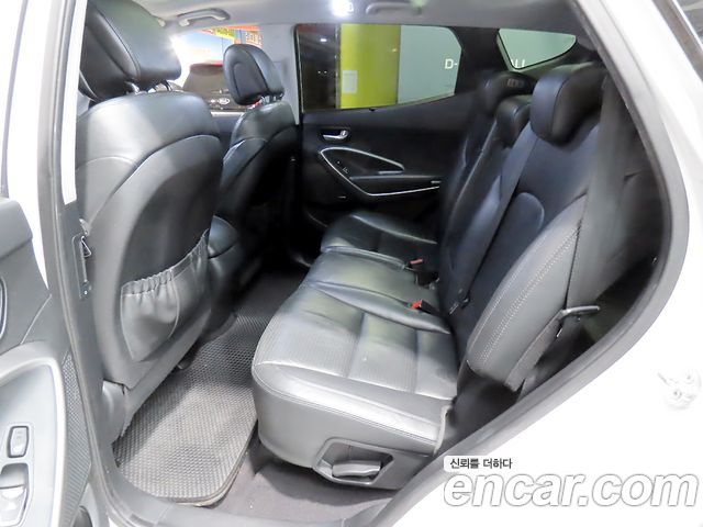 Hyundai Santa Fe (DM) Diesel(e-VGT) 2.2 2WD Exclusive 2014 — фото 15