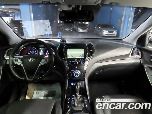 Hyundai Santa Fe (DM) Diesel(e-VGT) 2.2 2WD Exclusive 2014 — фото 17