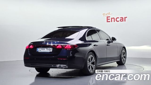 Mercedes-Benz E-Class (W214) E200 Avantgarde 2024 — фото 2