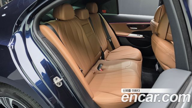 Mercedes-Benz E-Class (W214) E200 Avantgarde 2024 — фото 11
