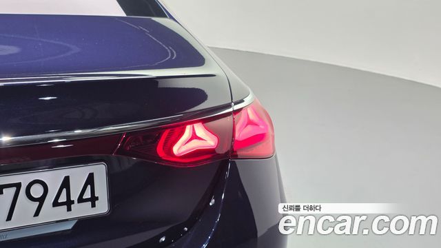 Mercedes-Benz E-Class (W214) E200 Avantgarde 2024 — фото 23