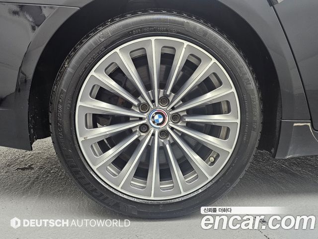 BMW 7 Series (F01) 750Li xDrive Individual 2015 — фото 5