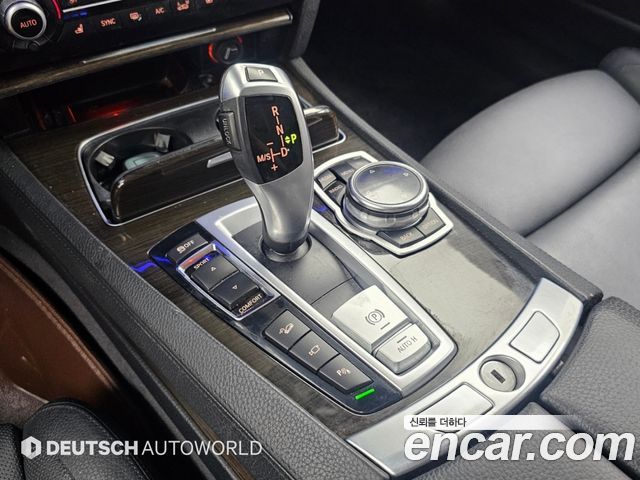 BMW 7 Series (F01) 750Li xDrive Individual 2015 — фото 9