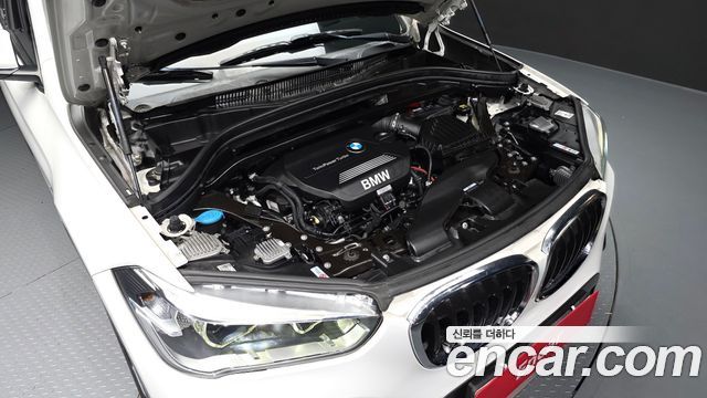 BMW X1 (F48) xDrive 18d 2016 — фото 6