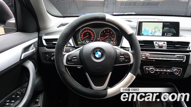 BMW X1 (F48) xDrive 18d 2016 — фото 13